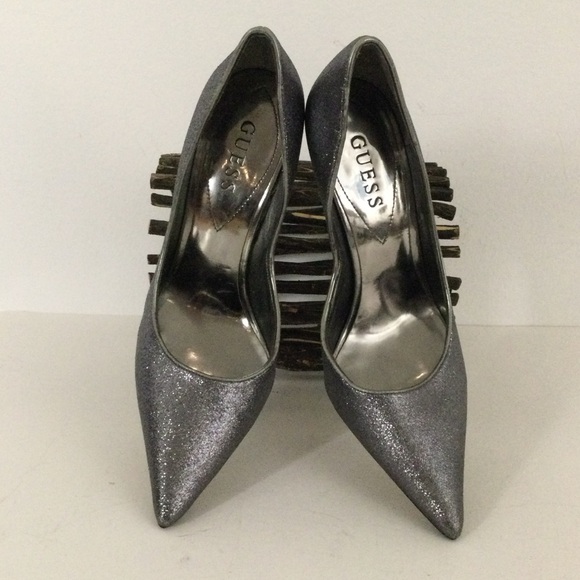 GUESS Pointed Toe Sparkly 4” Heels, Size 7.5 - Picture 4 of 12